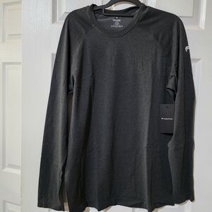 Fabletics Training Day men's long-sleeve tee in dark gray heathered fabric.Sz L